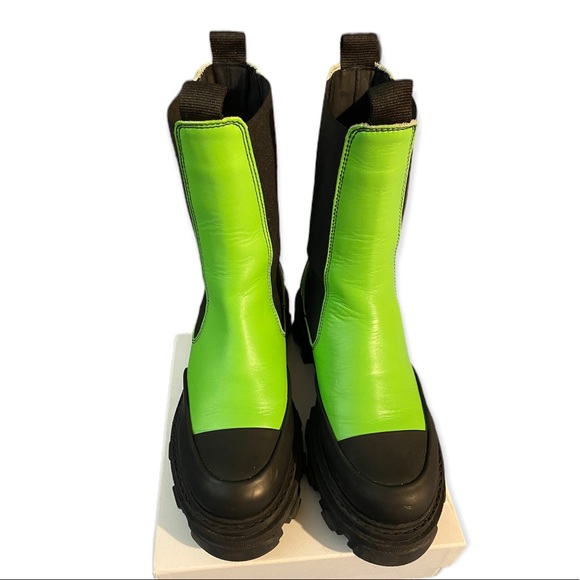 Like NEW Ganni Calf Leather Mid Chelsea Boot Neon Lime Green Chunky Lug Sole 39 - Picture 6 of 9